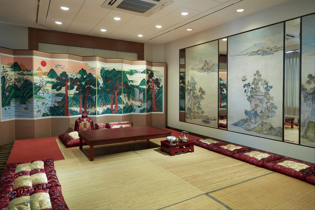 Grand Josun بوسان المظهر الخارجي الصورة A traditional Japanese room