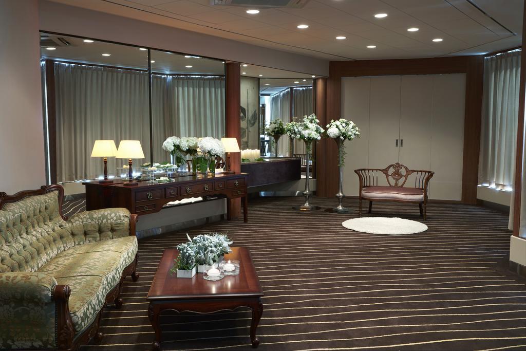 Grand Josun بوسان المظهر الخارجي الصورة The interior of the Japanese Embassy in Washington, D.C.