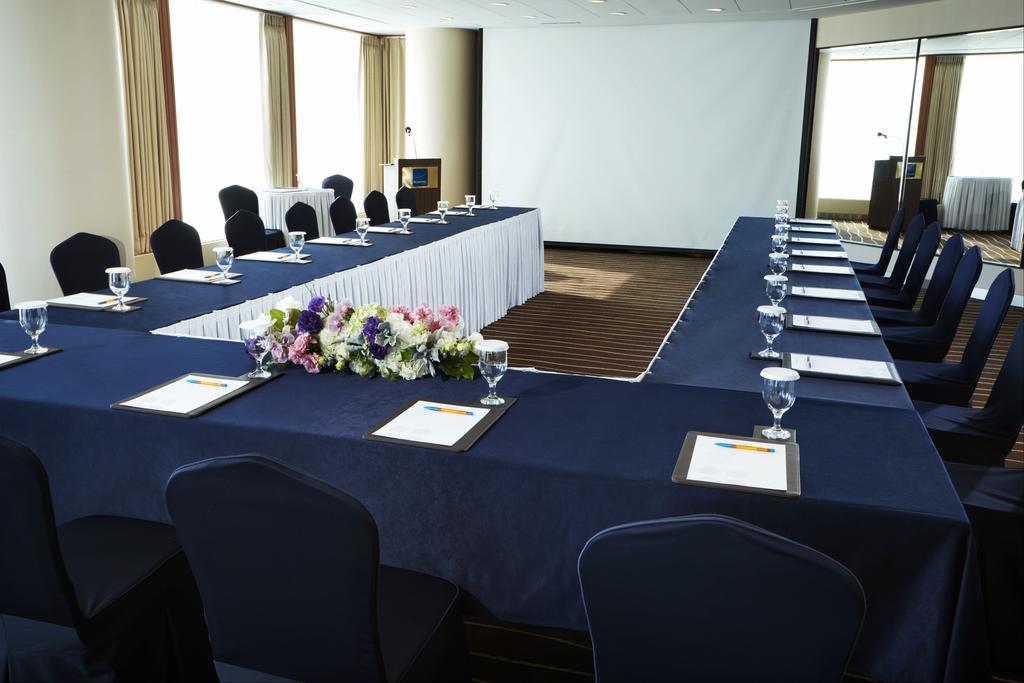 Grand Josun بوسان المظهر الخارجي الصورة A meeting room