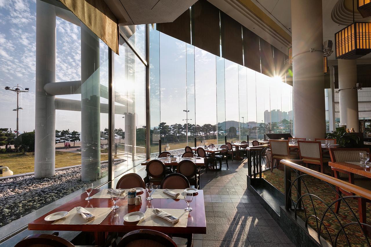 Grand Josun بوسان المظهر الخارجي الصورة The interior of the restaurant